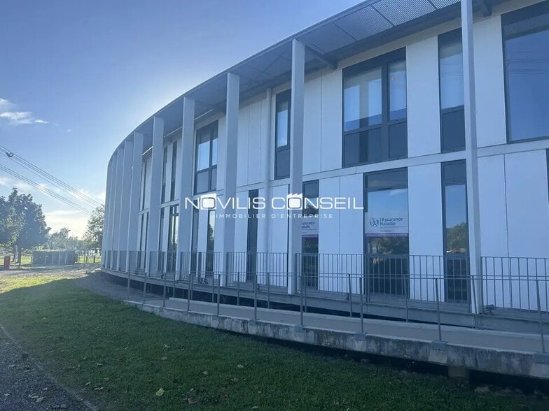 Office in Toulouse for lease - Building Photo - Image 3 of 7