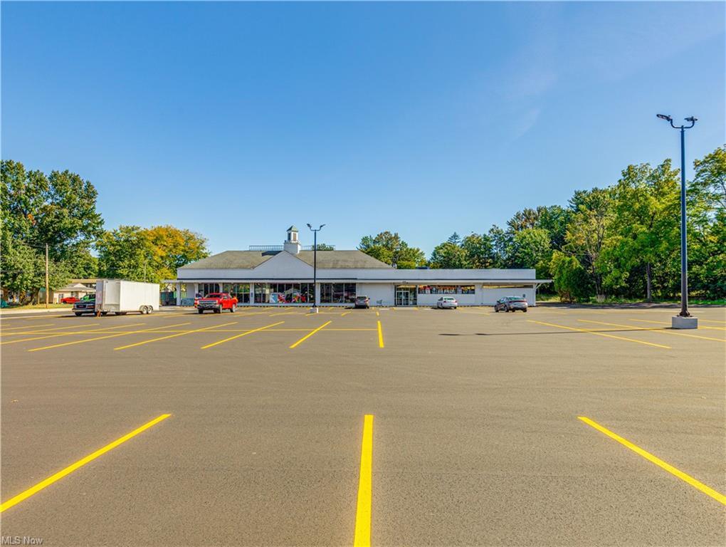 251 Darrow Rd, Akron, OH for sale Primary Photo- Image 1 of 1