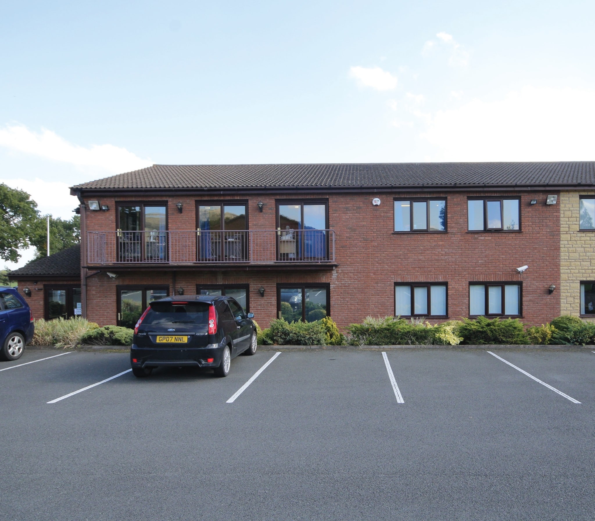 Chequers Clos, Malvern for sale Building Photo- Image 1 of 1