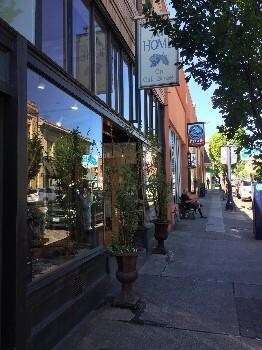 105 Oak St, Hood River, OR for sale Primary Photo- Image 1 of 1