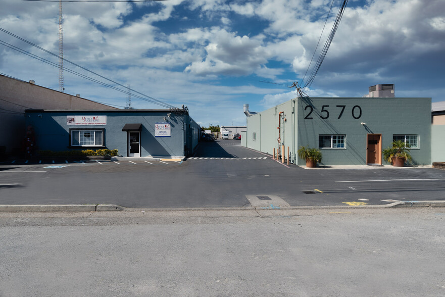 2560-2576 Lafayette St, Santa Clara, CA for sale - Building Photo - Image 1 of 1