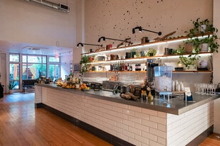 272-274 14th St, Oakland CA - Bar