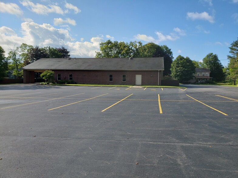 11650 Big Tree Rd, East Aurora, NY for lease - Building Photo - Image 2 of 11