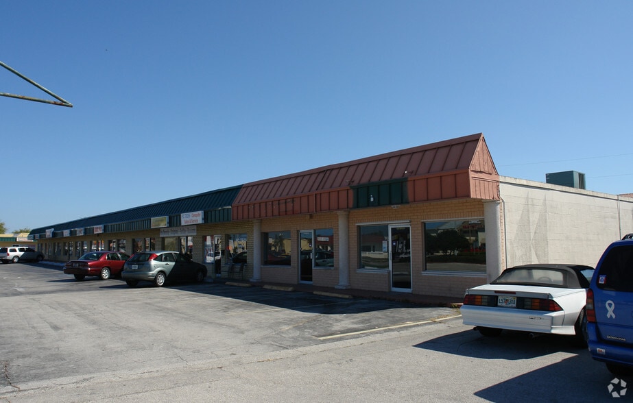 4515-4527 Del Prado Blvd S, Cape Coral, FL for lease - Building Photo - Image 3 of 15