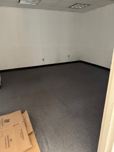 657 Quarry St, Fall River, MA for lease Interior Photo- Image 1 of 3