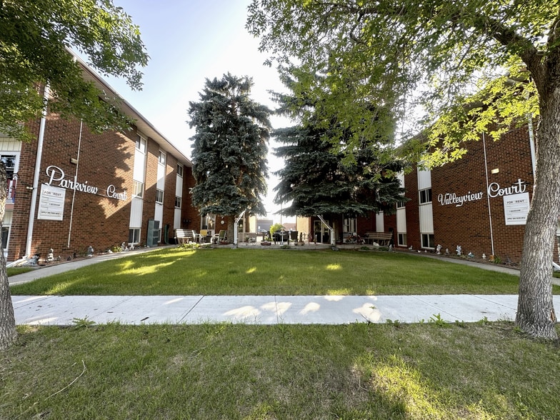 9917 101 St, Fort Saskatchewan, AB for sale - Primary Photo - Image 1 of 1