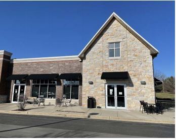 N72W13350 Lund Ln, Menomonee Falls, WI for lease - Building Photo - Image 2 of 5