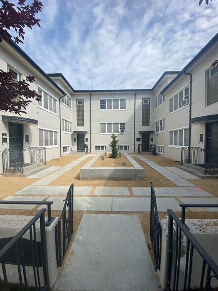 1045 Riverside Dr, Reno, NV for sale - Building Photo - Image 3 of 20