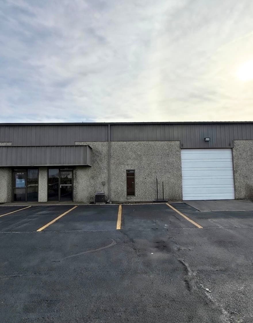 1000-1008 N Commercial Blvd, Arlington, TX for lease Building Photo- Image 1 of 7