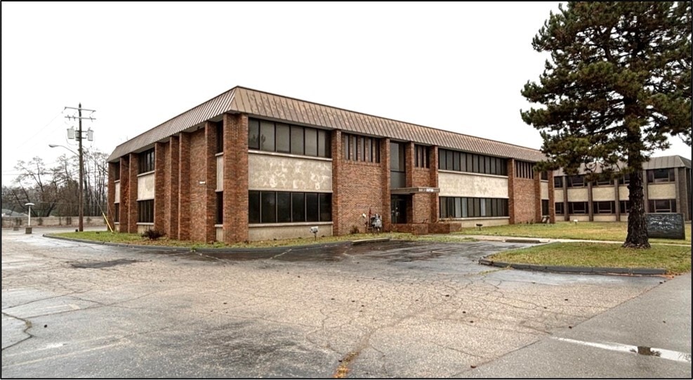Office Building and Adjacent Home portfolio of 2 properties for sale on LoopNet.com Building Photo- Image 1 of 7