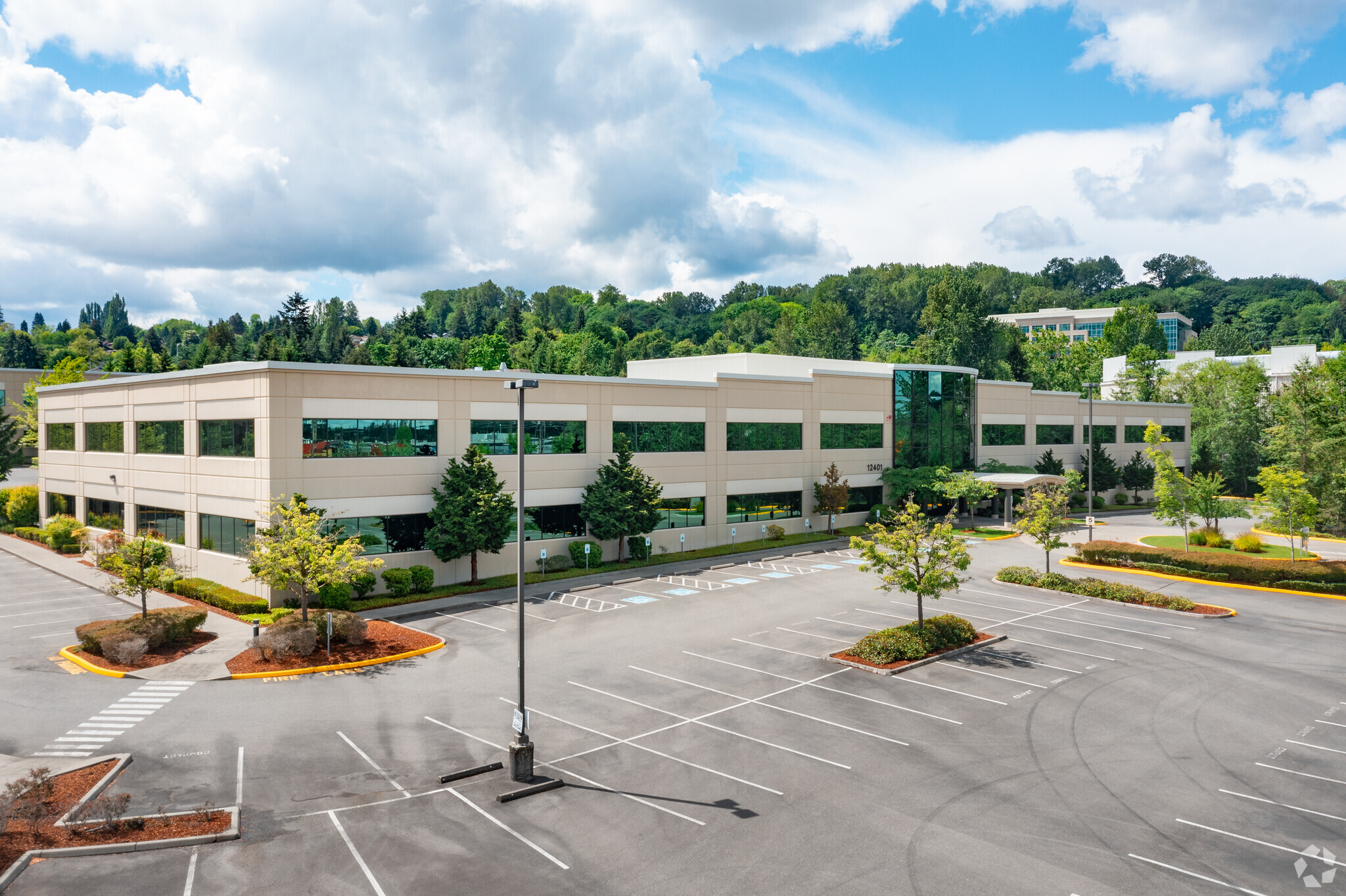 12401 E Marginal Way S, Tukwila, WA for lease Primary Photo- Image 1 of 5