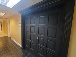 3825 Henderson Blvd, Tampa, FL for lease Interior Photo- Image 2 of 8