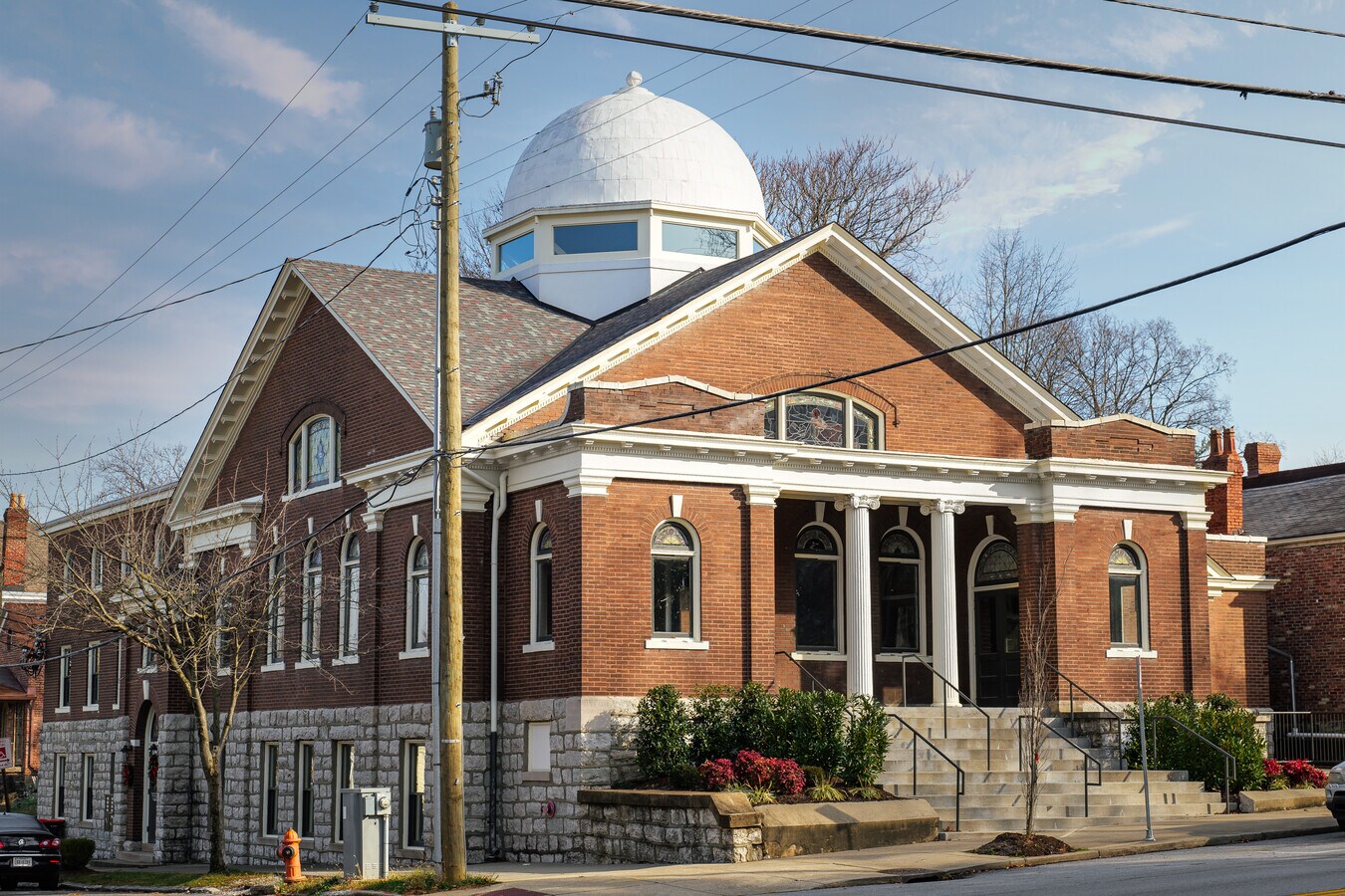 1741 Frankfort Ave, Louisville, KY 40206