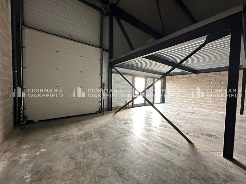 Flex in Eschau for lease - Interior Photo - Image 3 of 6