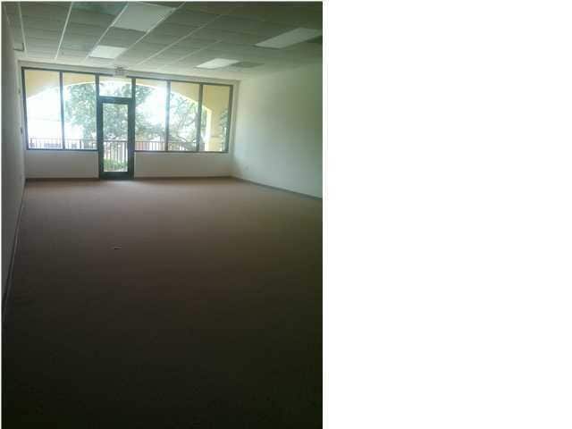 139 Beal Pky SE, Fort Walton Beach, FL for lease - Building Photo - Image 2 of 5