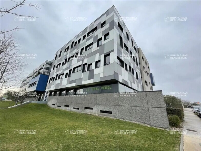 Office in Montpellier for lease - Building Photo - Image 3 of 6