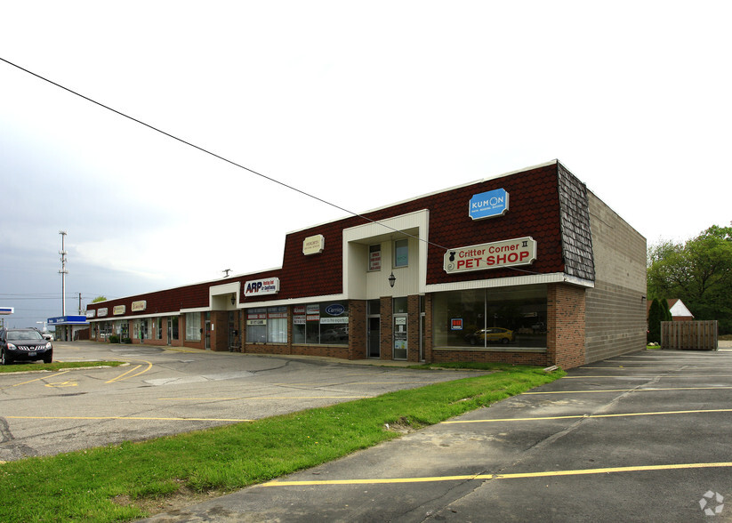 8111-8141 Broadview Rd, Broadview Heights, OH for lease - Primary Photo - Image 1 of 4