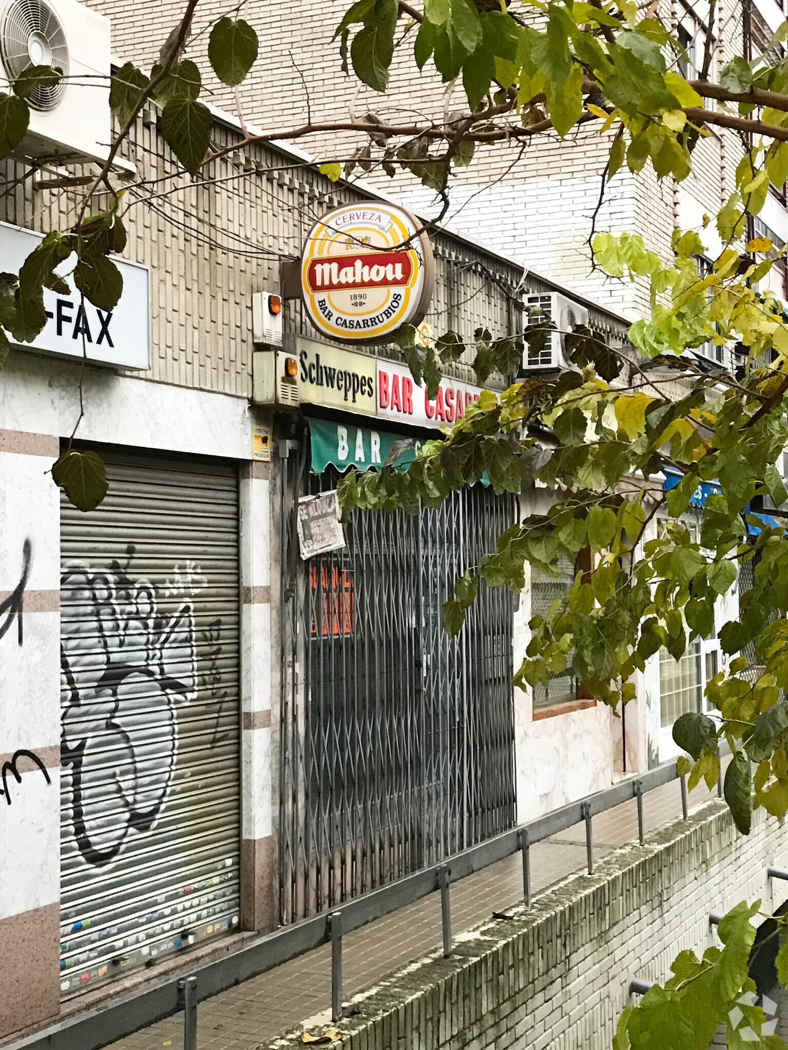 Retail in Madrid, Madrid for lease Interior Photo- Image 1 of 3