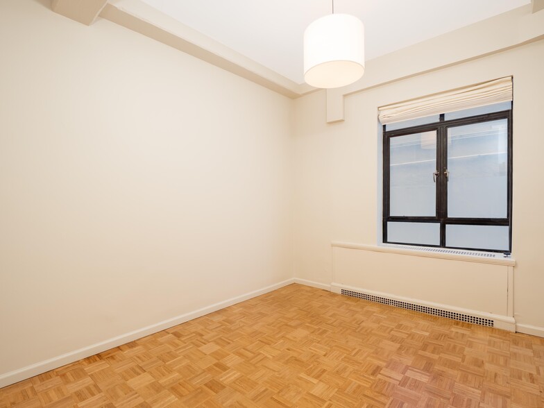 115 Central Park W, New York, NY for lease - Building Photo - Image 3 of 15