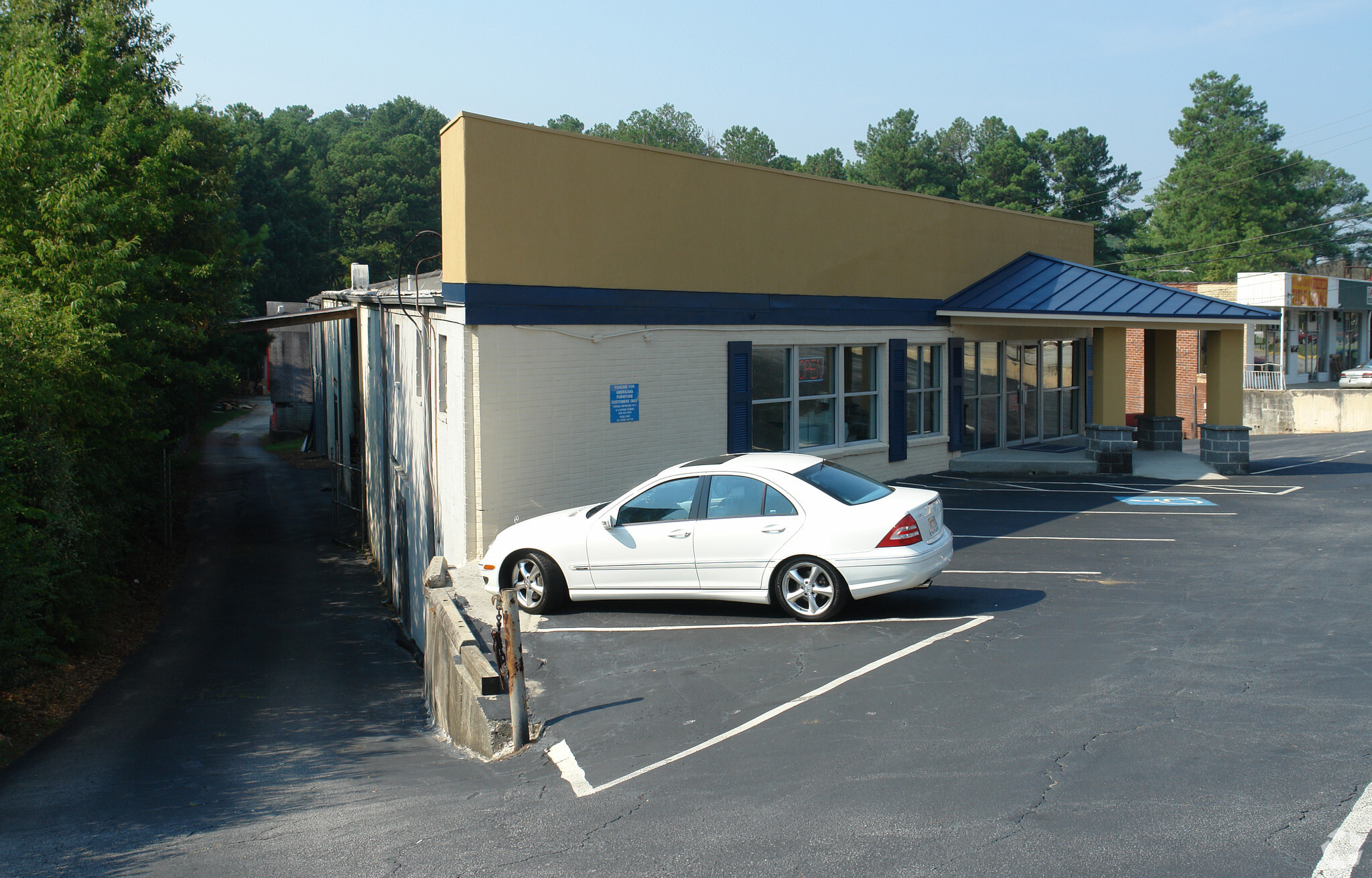 3393 Lawrenceville Hwy, Tucker, GA for lease Primary Photo- Image 1 of 18