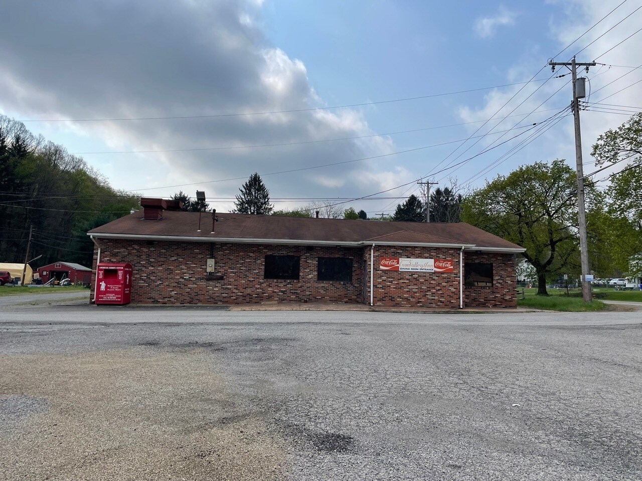 1038 Main St, Enon Valley, PA for sale Building Photo- Image 1 of 1