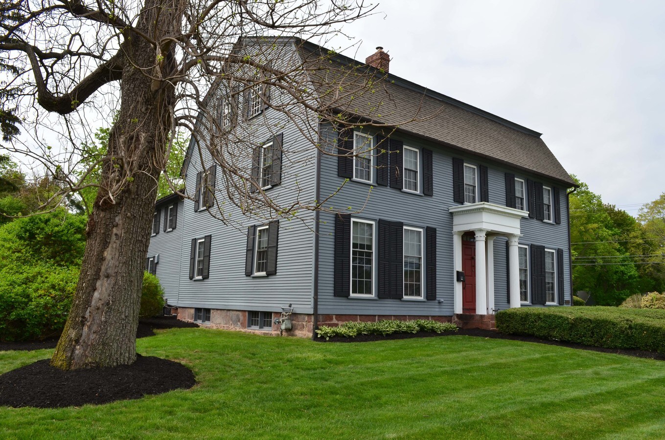 219 S Main St, Cheshire, CT 06410