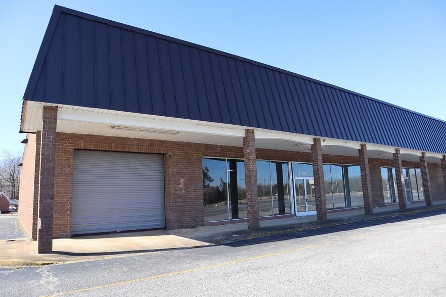 1543 W Market St, Smithfield, NC for lease - Primary Photo - Image 1 of 3