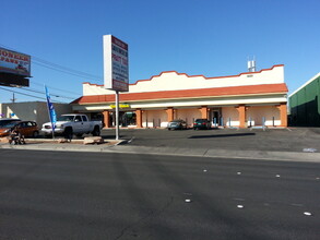 5620-5630 W Charleston Blvd, Las Vegas, NV for lease Building Photo- Image 1 of 1