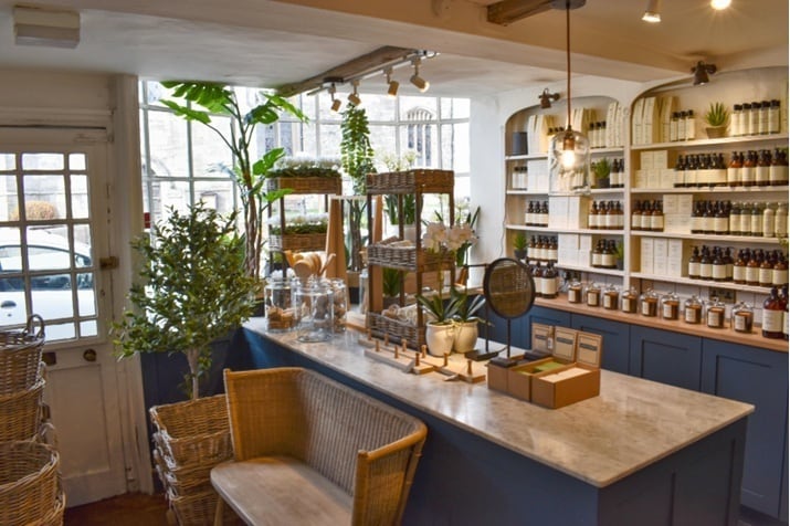 60-62 High Street, Lymington for lease - Building Photo - Image 2 of 4