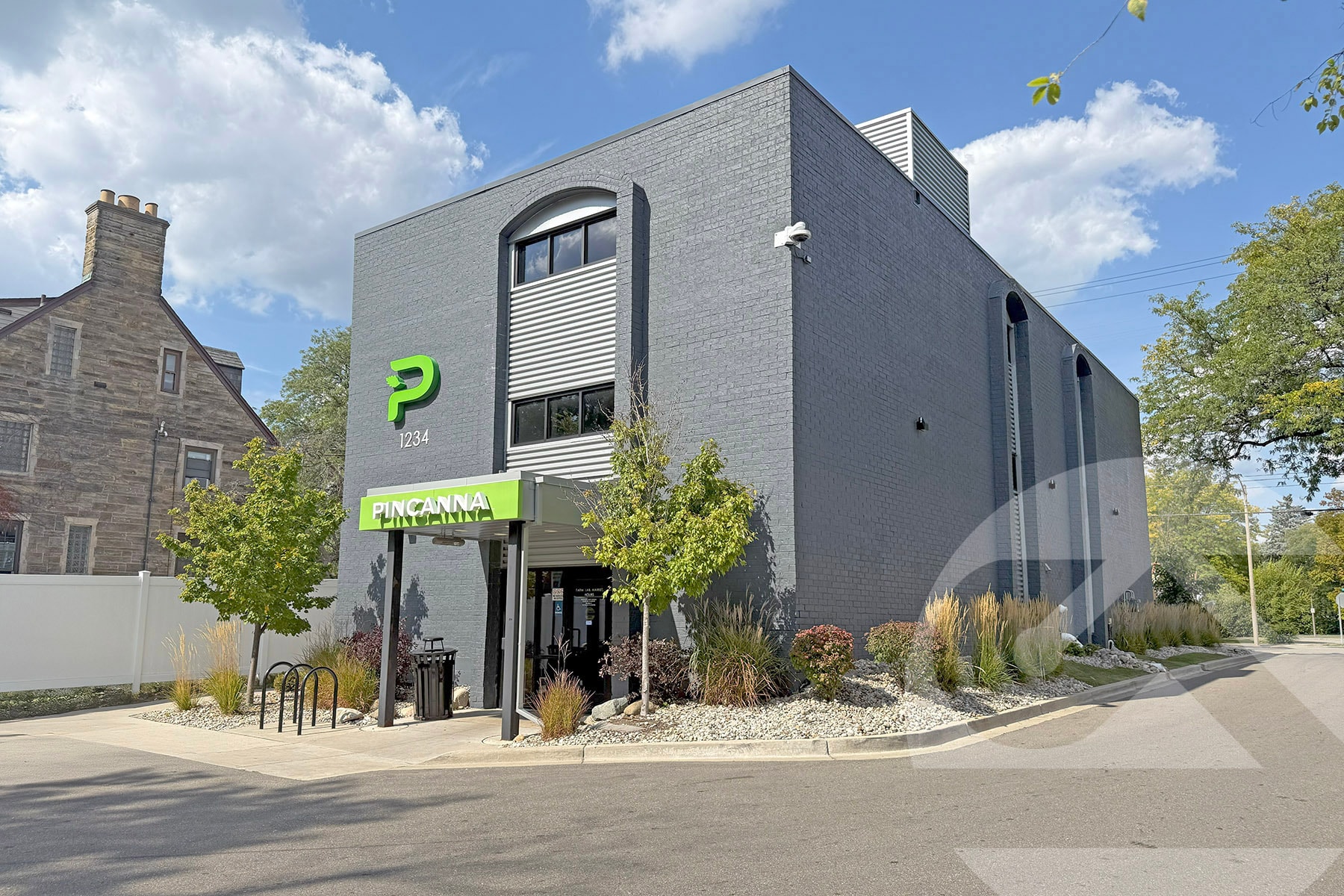 1234 E Grand River Ave, East Lansing, MI for sale Building Photo- Image 1 of 1