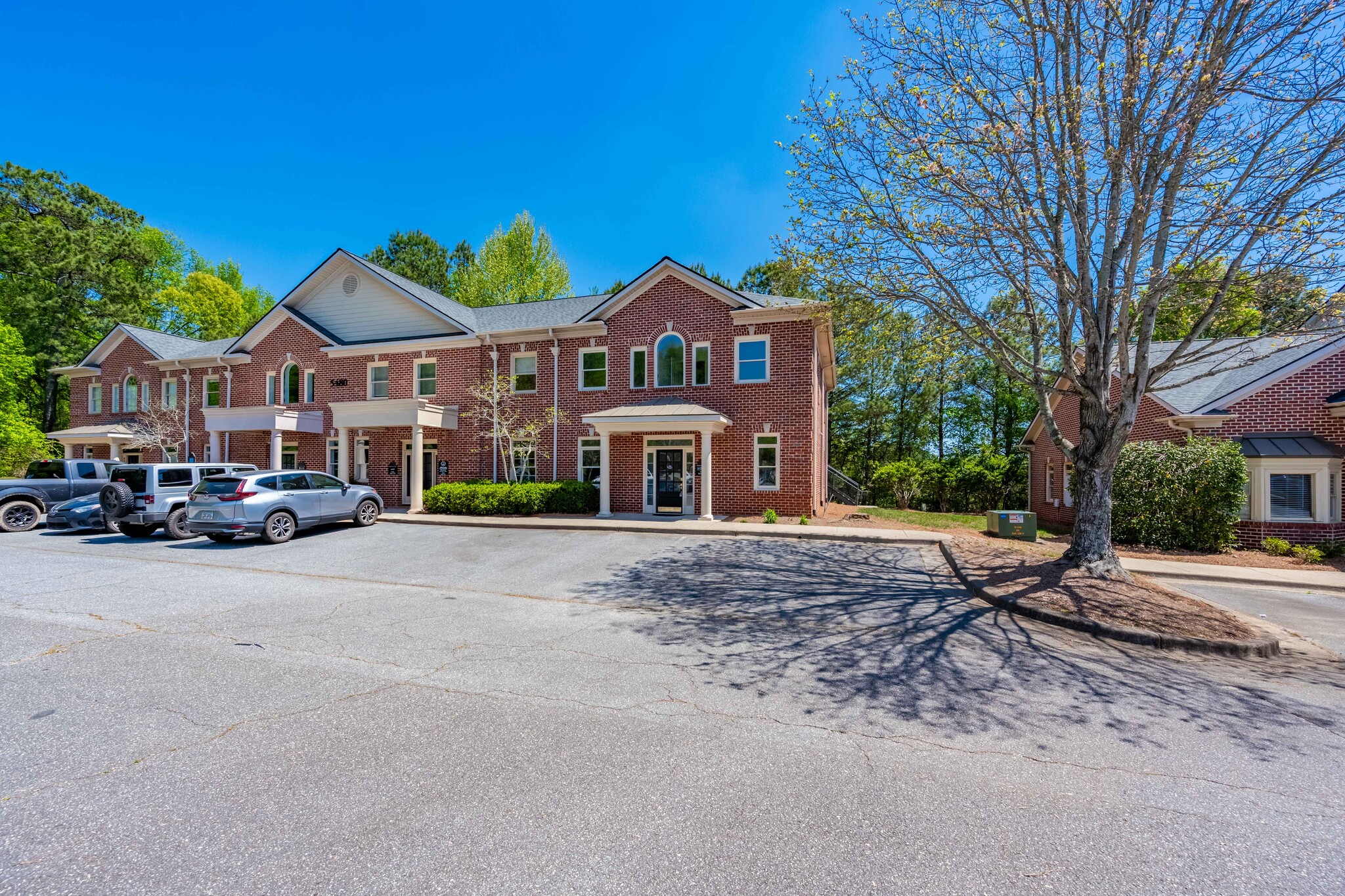 5480 McGinnis Village Pl, Alpharetta, GA for lease Building Photo- Image 1 of 30