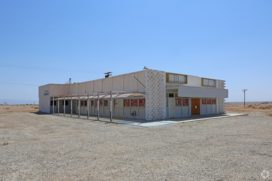 2070 Frontage Rd, Salton City, CA for sale - Primary Photo - Image 1 of 1