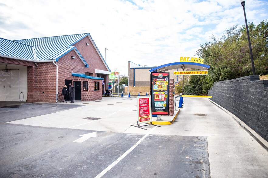 Zips Car Wash Moncks Corner Sc 29461 Property For 6 653 Sf Specialty Building Offered At 4 385 000 A 7 Cap Rate In Moncks Corner Sc