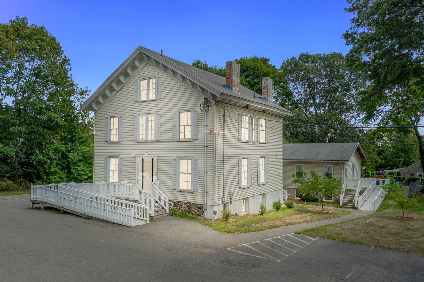 800 East St, Middletown, CT 06457