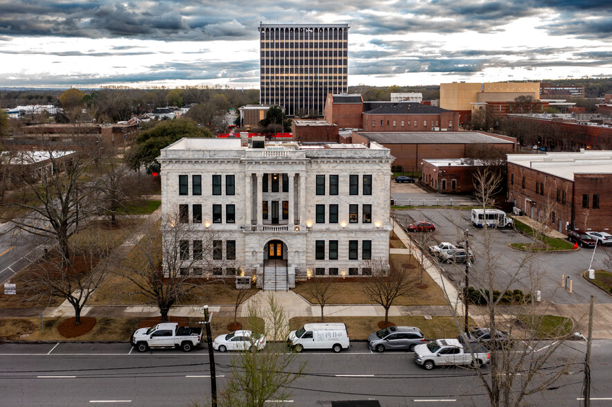 118 W 11th St, Columbus, GA for lease - Building Photo - Image 2 of 23