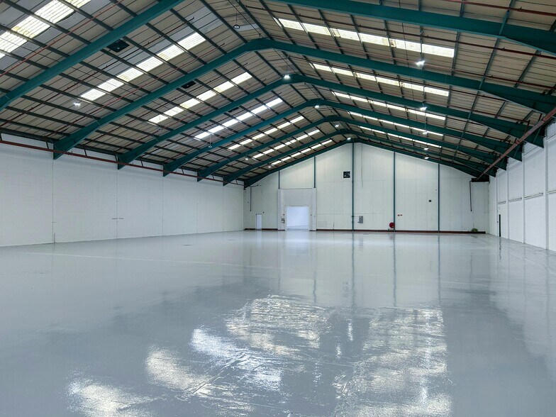 1 Warpsgrove Ln, Chalgrove for lease - Building Photo - Image 1 of 14