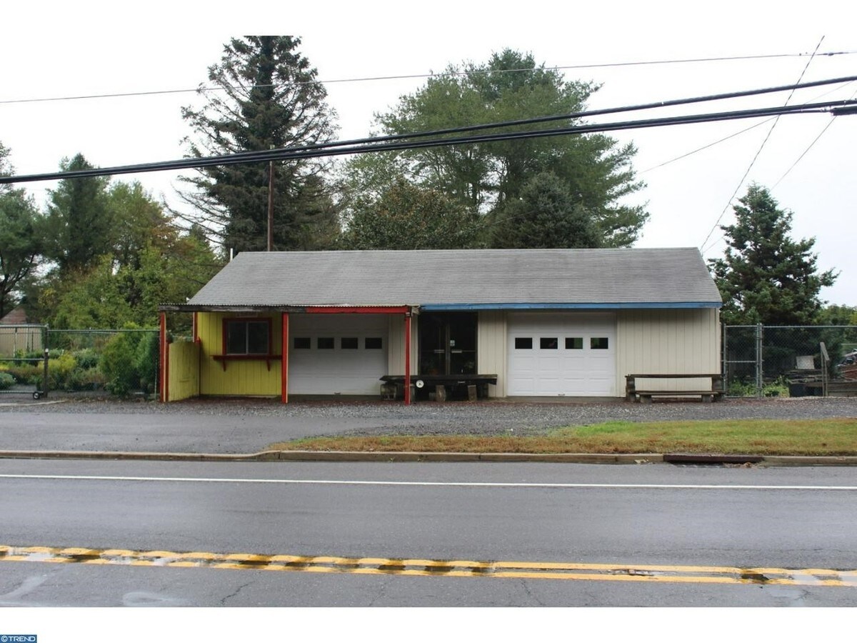 211 Tuckerton Rd, Shamong, NJ 08088