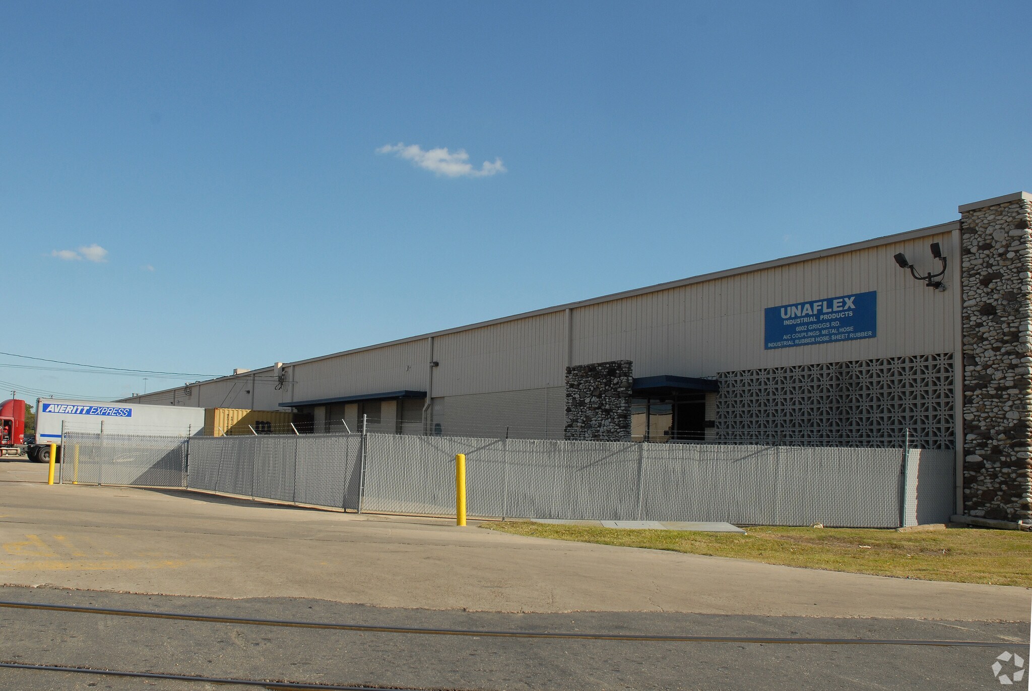 60006018 Griggs Rd, Houston, TX 77023 Griggs 1