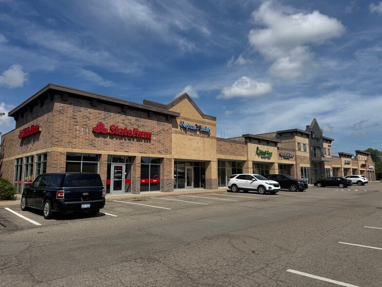 6750-6770 Kalamazoo Ave SE, Grand Rapids, MI for lease - Building Photo - Image 2 of 9