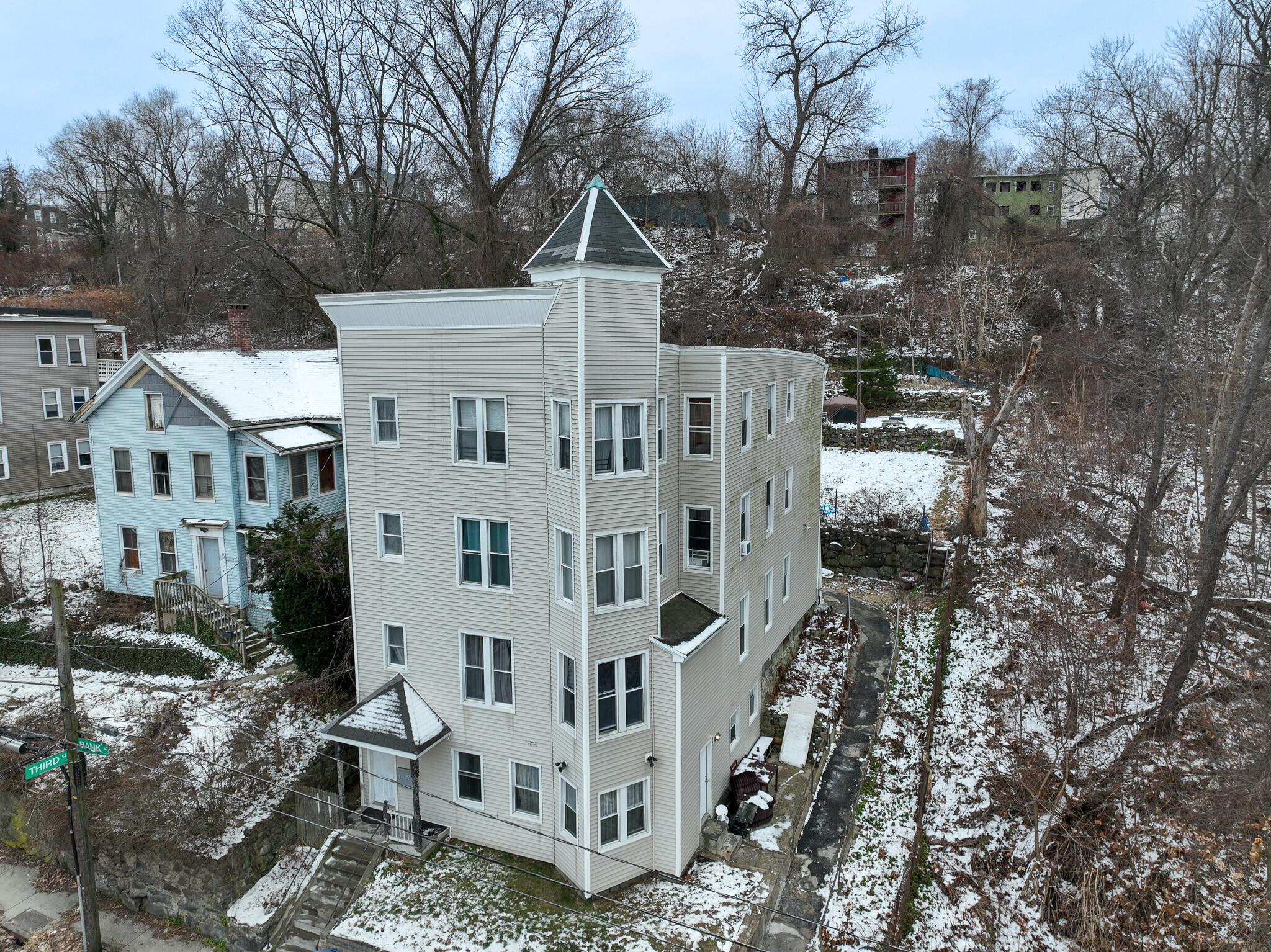 1154 Bank St, Waterbury, CT for sale Primary Photo- Image 1 of 1