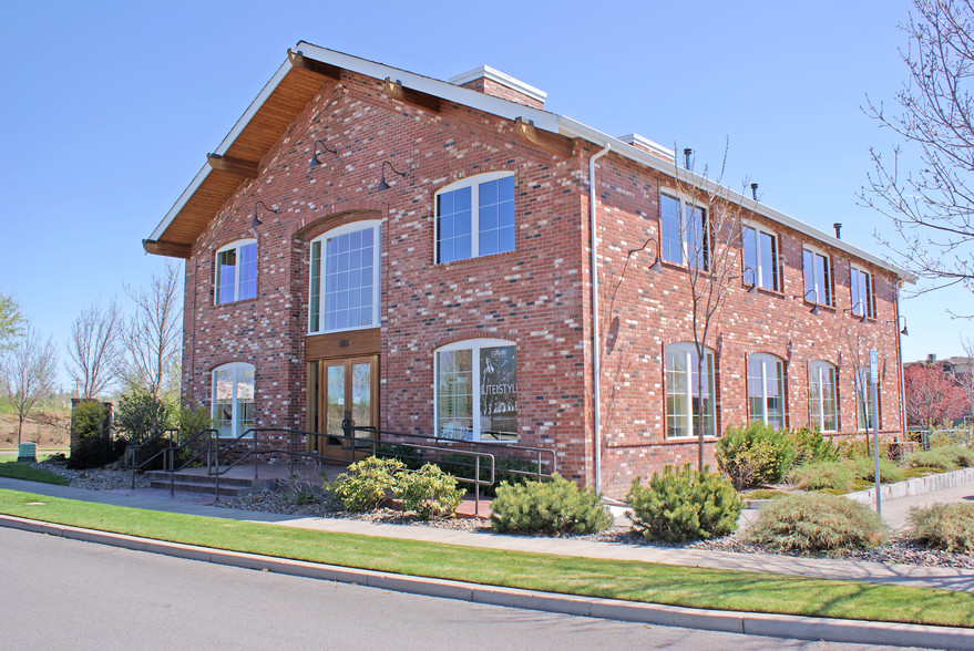 505 SW Mill View Way, Bend, OR for lease - Building Photo - Image 1 of 8