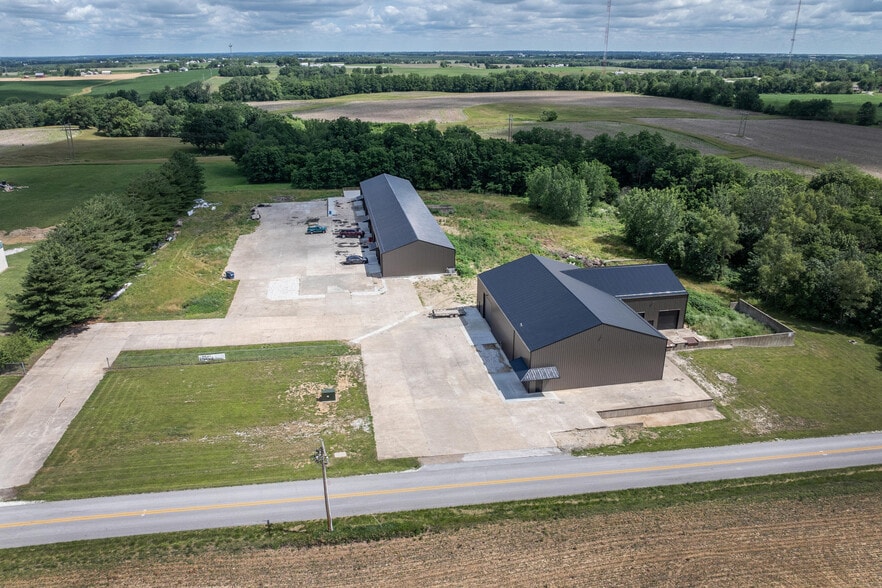 5101 Kochs Ln, Quincy, IL for lease - Building Photo - Image 2 of 35