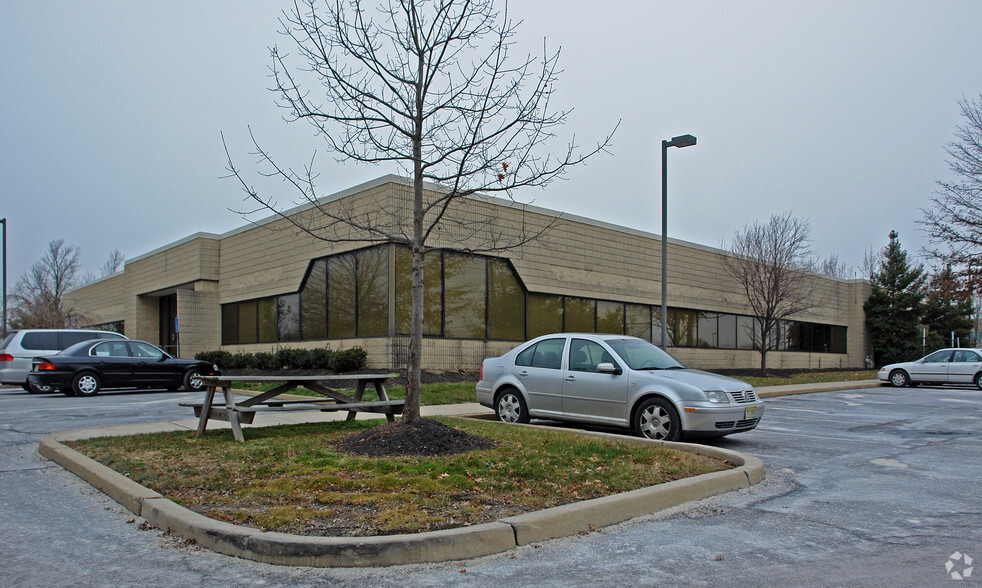 400 Grove Rd, Thorofare, NJ for lease - Building Photo - Image 2 of 5