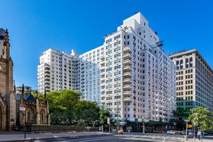 Stewart House Apartments - Bar