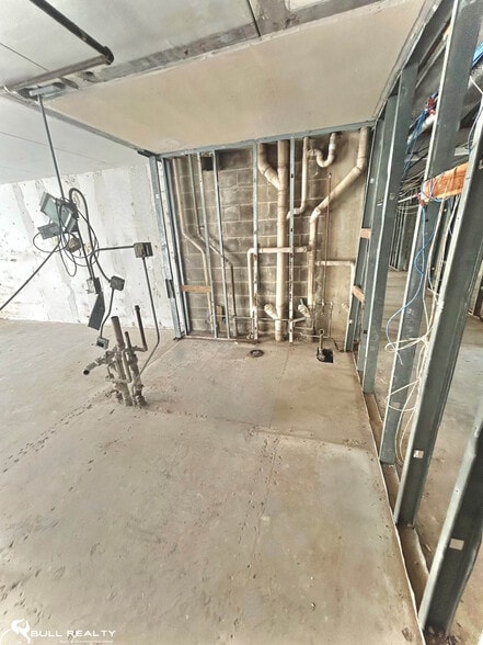 1801 W Pinhook Rd, Lafayette, LA for sale - Interior Photo - Image 3 of 31