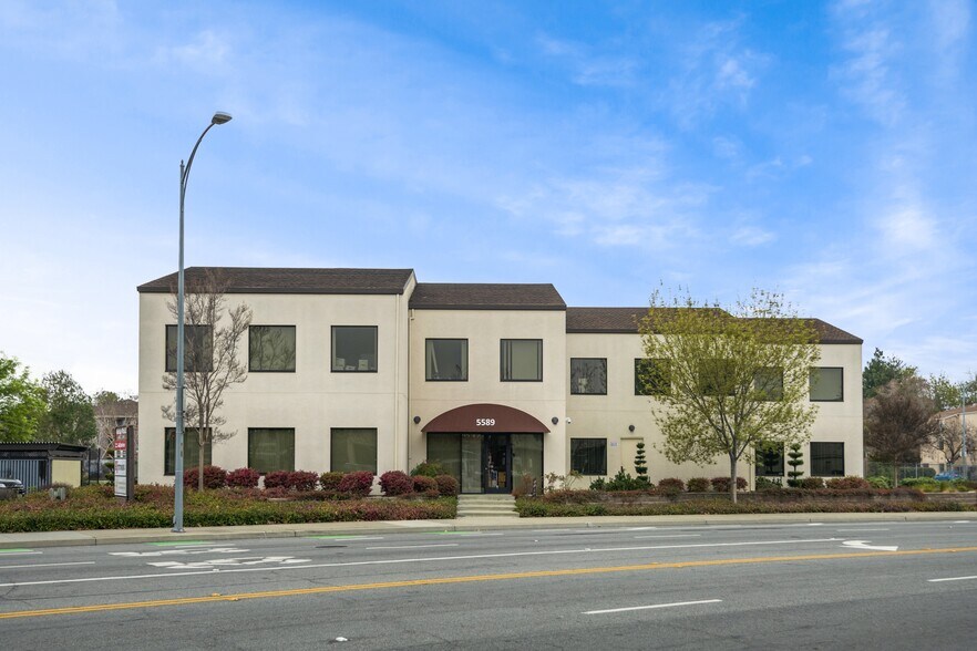 5589 Winfield Blvd, San Jose, CA for lease - Primary Photo - Image 1 of 13