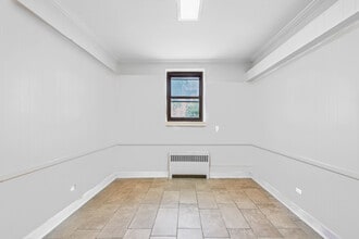 2010 Seagirt Blvd, Far Rockaway, NY for lease Interior Photo- Image 2 of 5