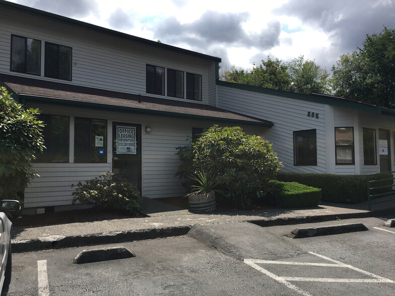 205 15th Ave SW, Puyallup, WA for lease - Building Photo - Image 2 of 14