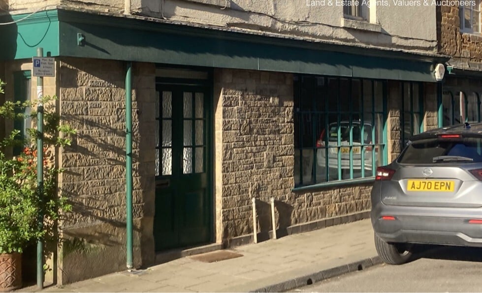 9 High St W, Oakham for lease Building Photo- Image 1 of 2