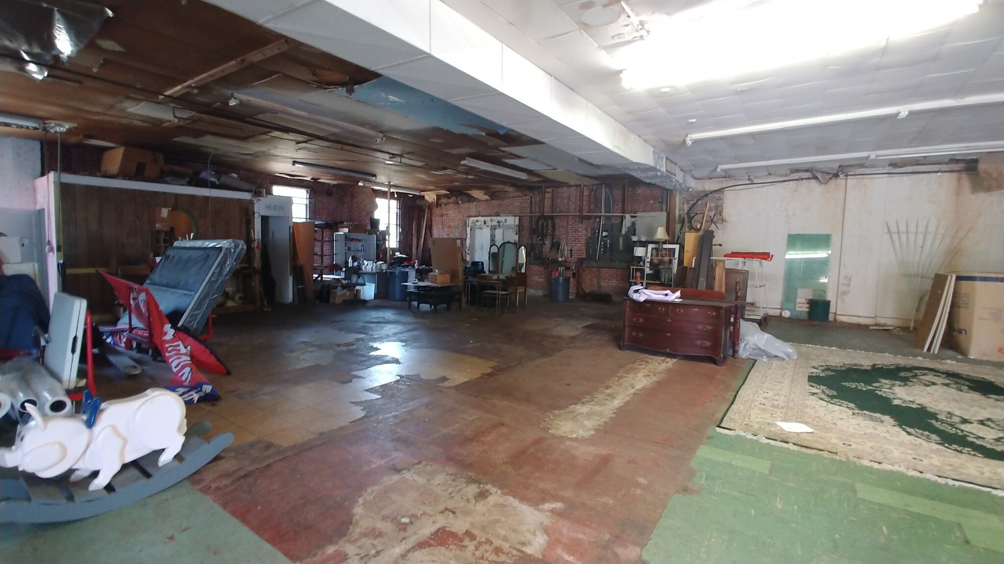 1724 Bailey Ave, Jackson, MS 39203 Retail for Sale